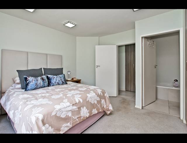 2 BEDROOM APARTMENT FOR SALE IN OBSERVATORY